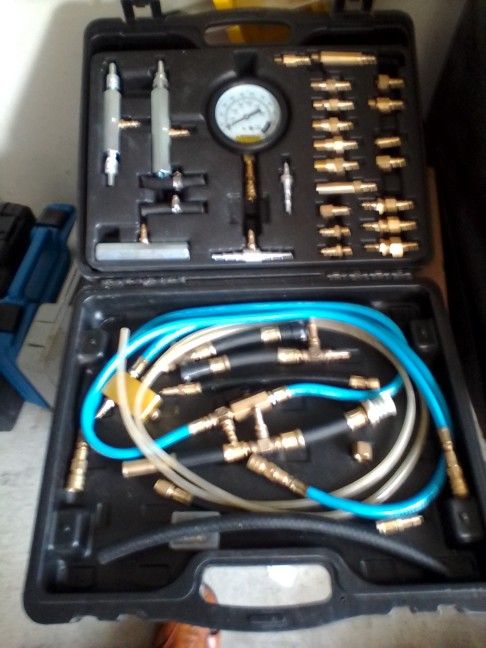 Fuel Injection test Kit.