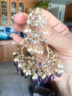 Very beautiful party earring
