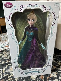 RARE limited Edition Coronation Elsa 17” Disney Doll