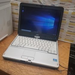 FUJITSU COMPUTER WINDOW TABLET (INV. D1060)

