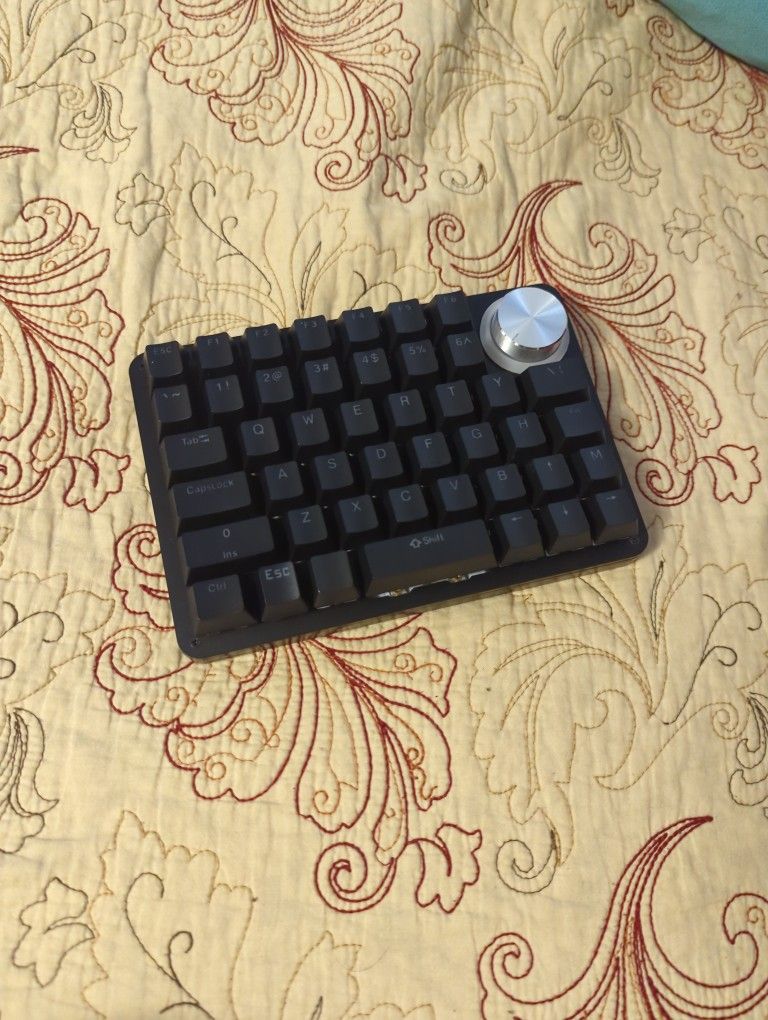 45-Key Fully Programmable Mini Keypad