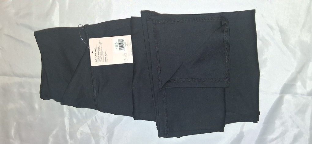 Danksin Slit Flare Pant