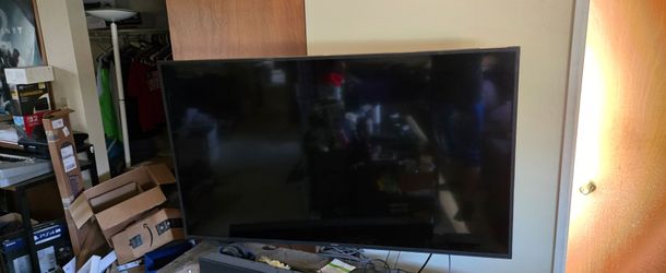 Samsung UN65MU6300 65-Inch 65 Inch 4K Ultra HD Smart LED TV Mint