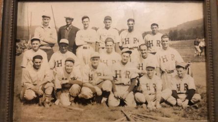Antiques Baseball Team Autographed Trade 