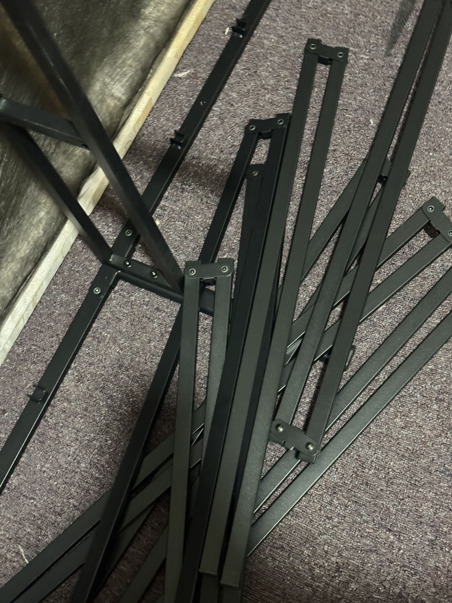 Queen Metal Bed frame