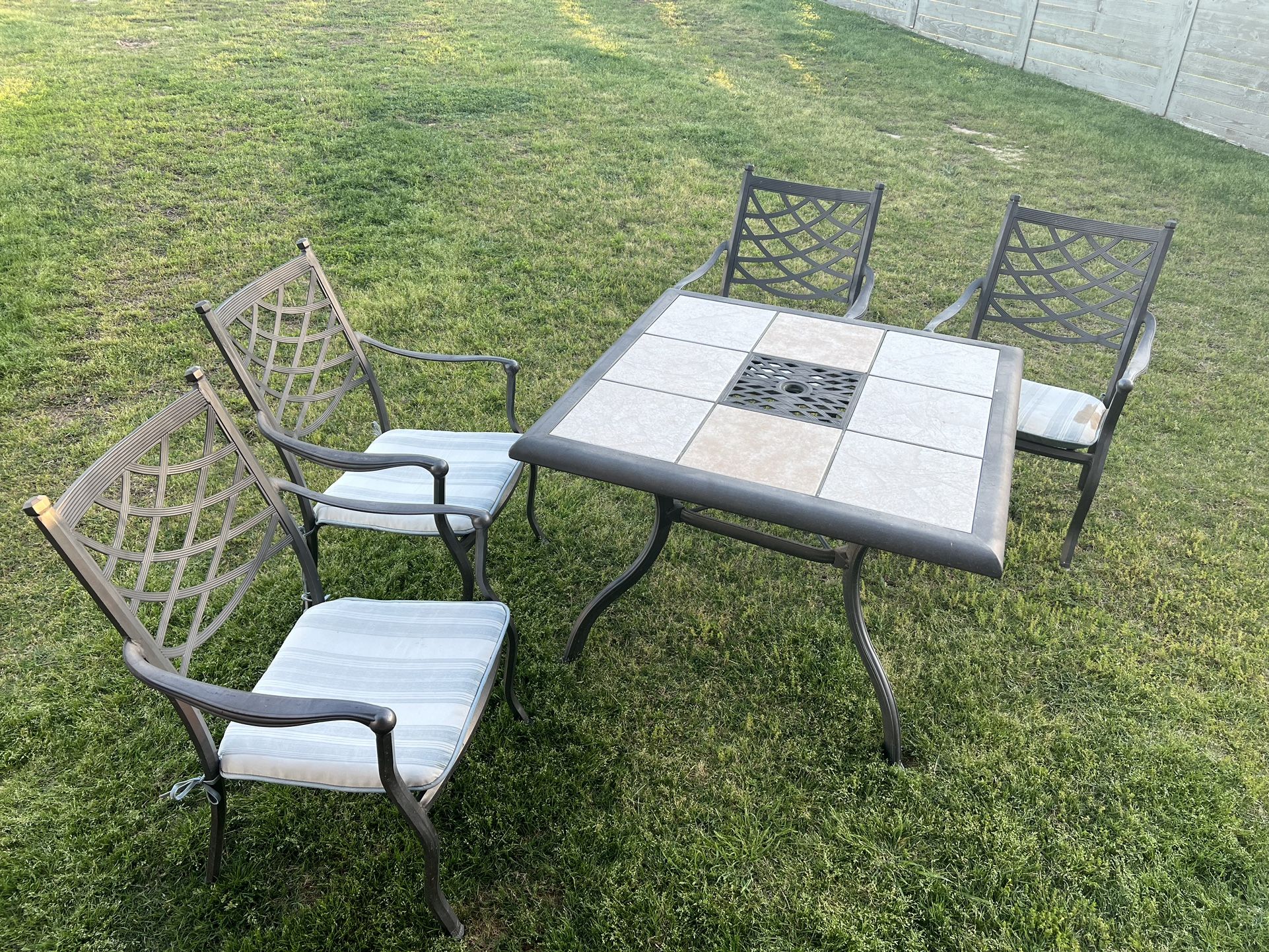 4 Chair And Table Wrought Iron Patio Furniture