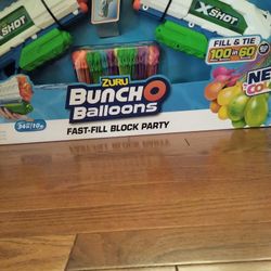  I HAVE 5 ..ZURU BUNCHO BALLOONS 