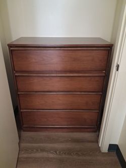 4-Drawer Wood Dresser Chest