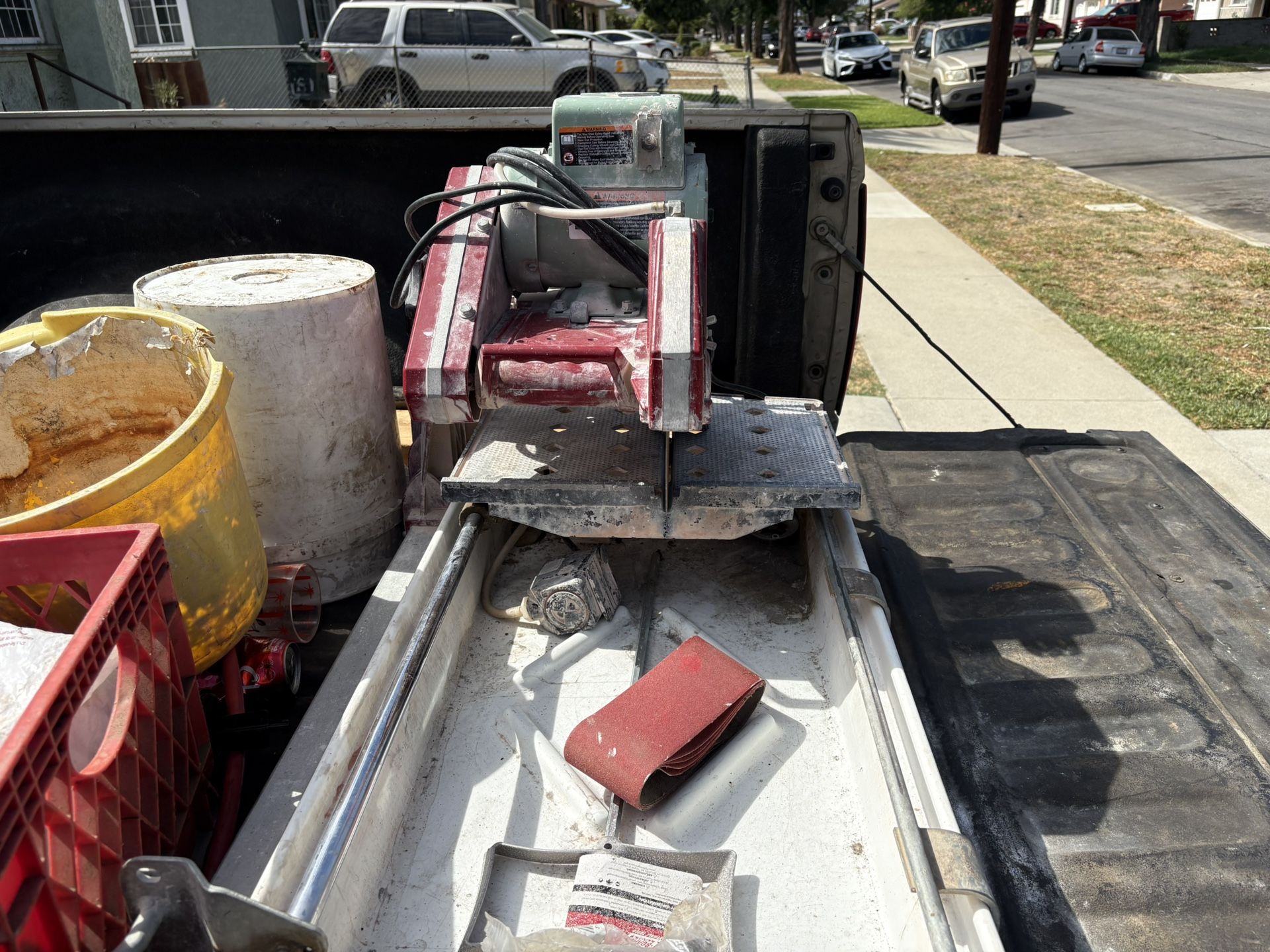 MK TILE SAW CUTTER