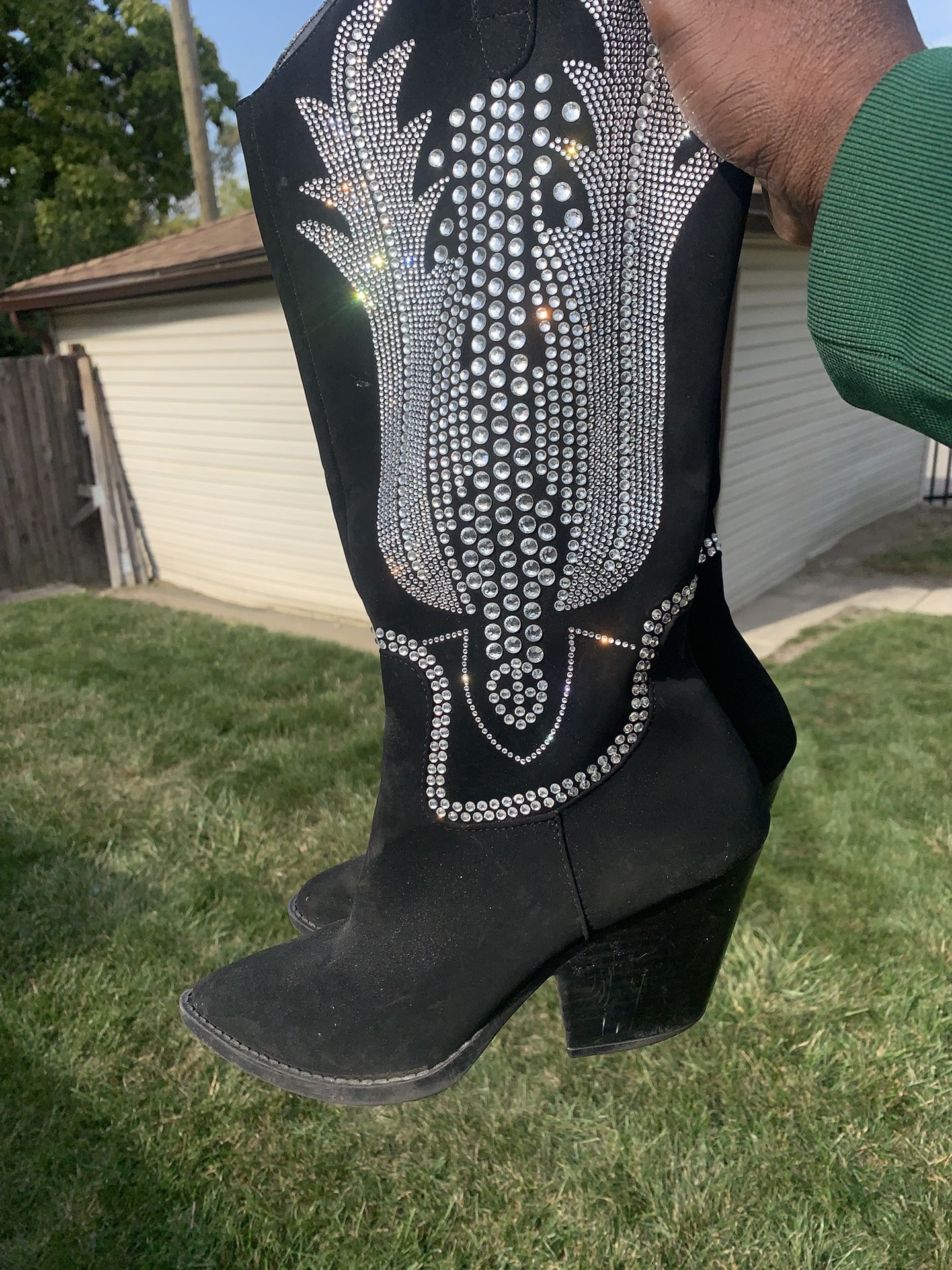 Women’s Suede Rhinestone Cowgirl Boots Size 81/2