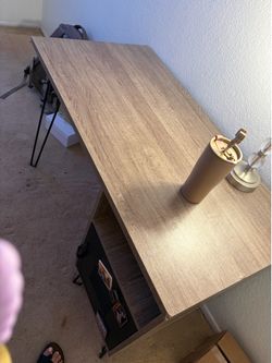 Free Desk