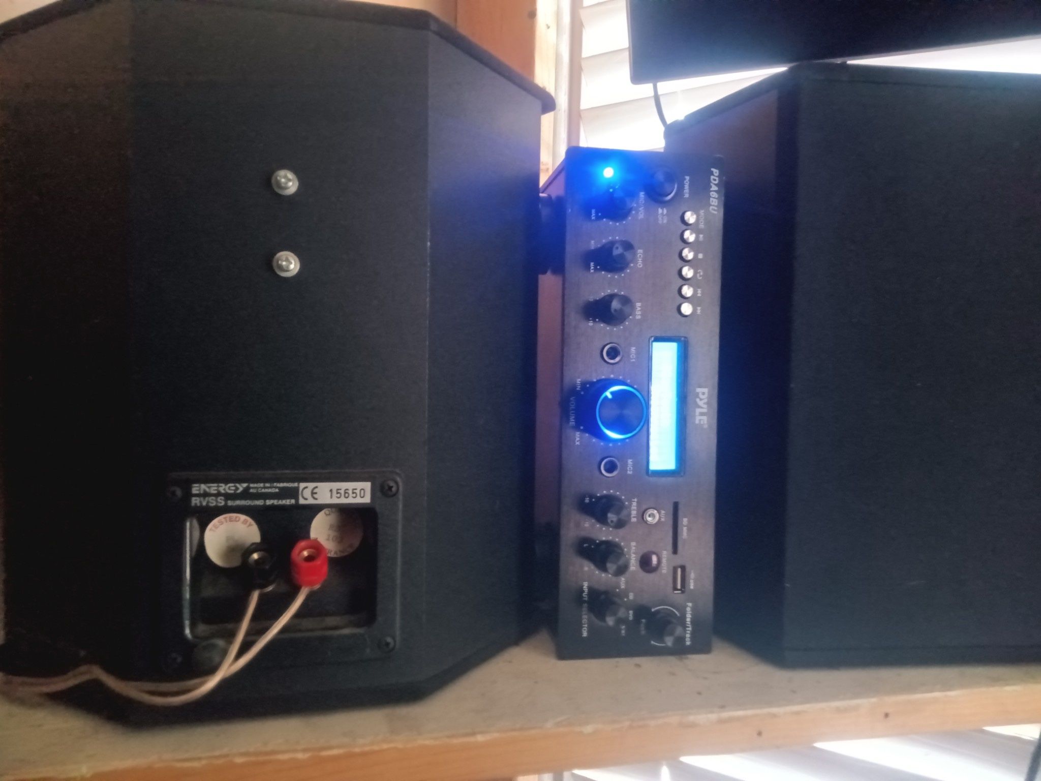 Pile PDA6BU and 2 speakers Energy model RVSS