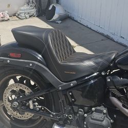 Harley Davidson Lowrider S Saddlemen Seat