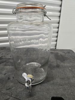 2 Gallon Nantucket Glass Jar Beverage Dispenser