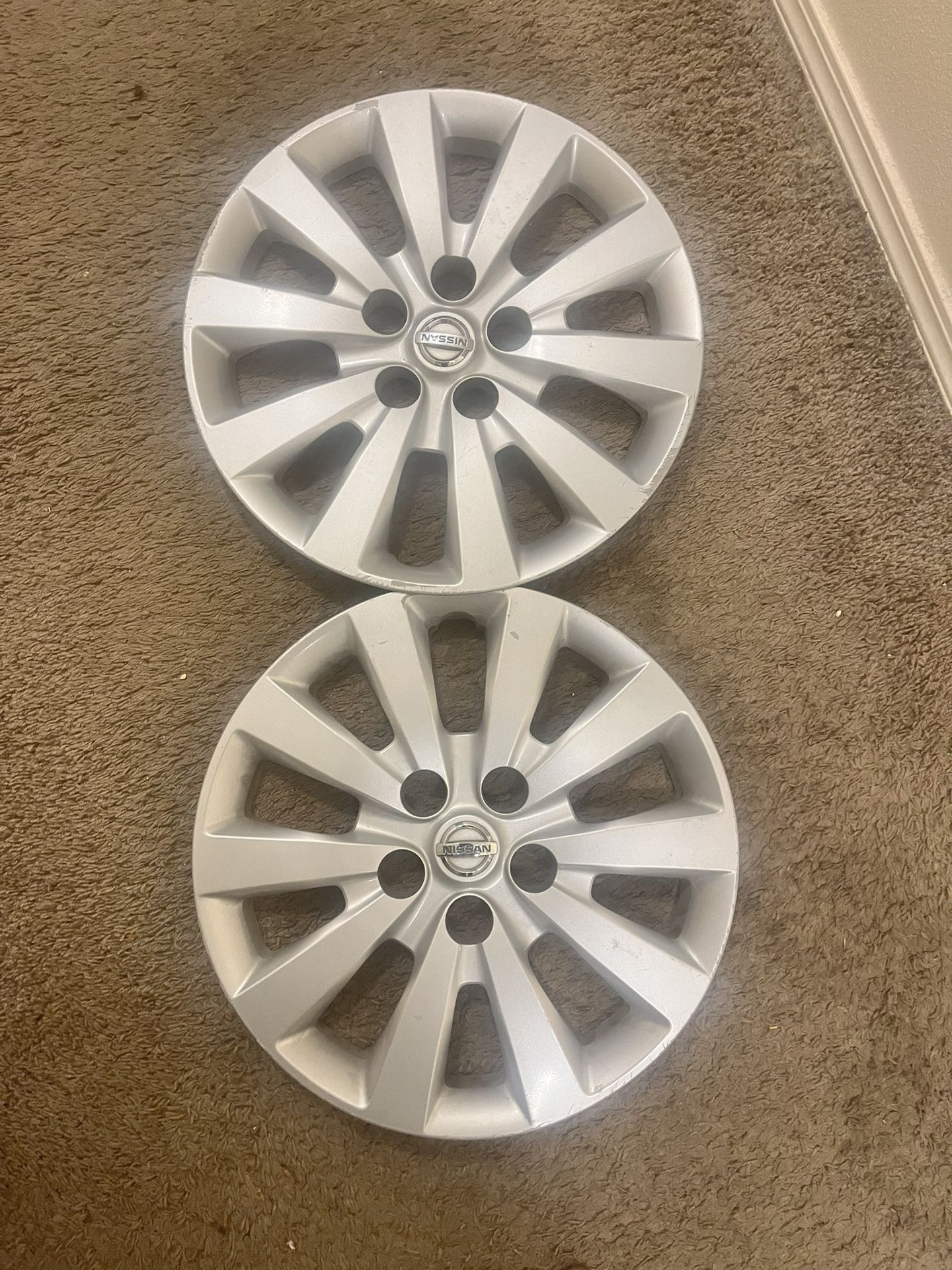2013-2019 Nissan Sentra Hubcaps Oem