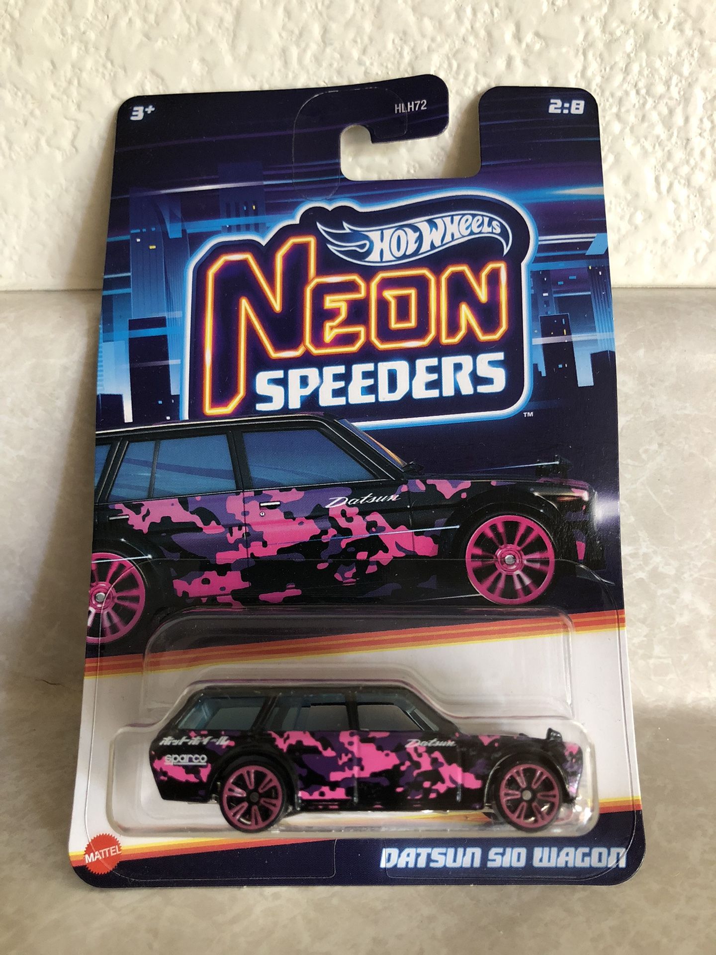 Hot Wheels Neon Speeders Datsun 510 Wagon