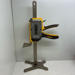 Dewalt Tough Series Construction Jack 210948/15