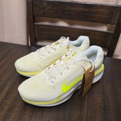 Nike Men's Winflo 11 Road Running Shoes Size 10.5