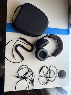 Audio-Technica ATH-M50xBT Professional Monitor Headphones with coiled cable