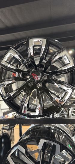22s black chrome inserts 6lug Chevy with tires