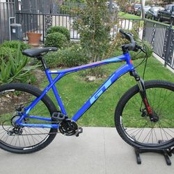 GT Aggressor Pro Blue Medium Mountain Bike

