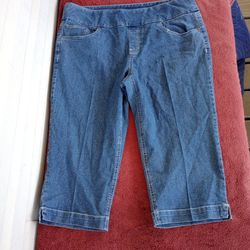 North Crest Jeans L Comfort Waist Pull On Stretch Denim Crop Capri Pants Large