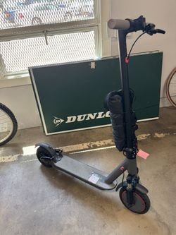 Electric Scooter (includes Waterproof bag & Lock)