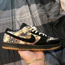 Nike Dunk low Supreme Rammellzee