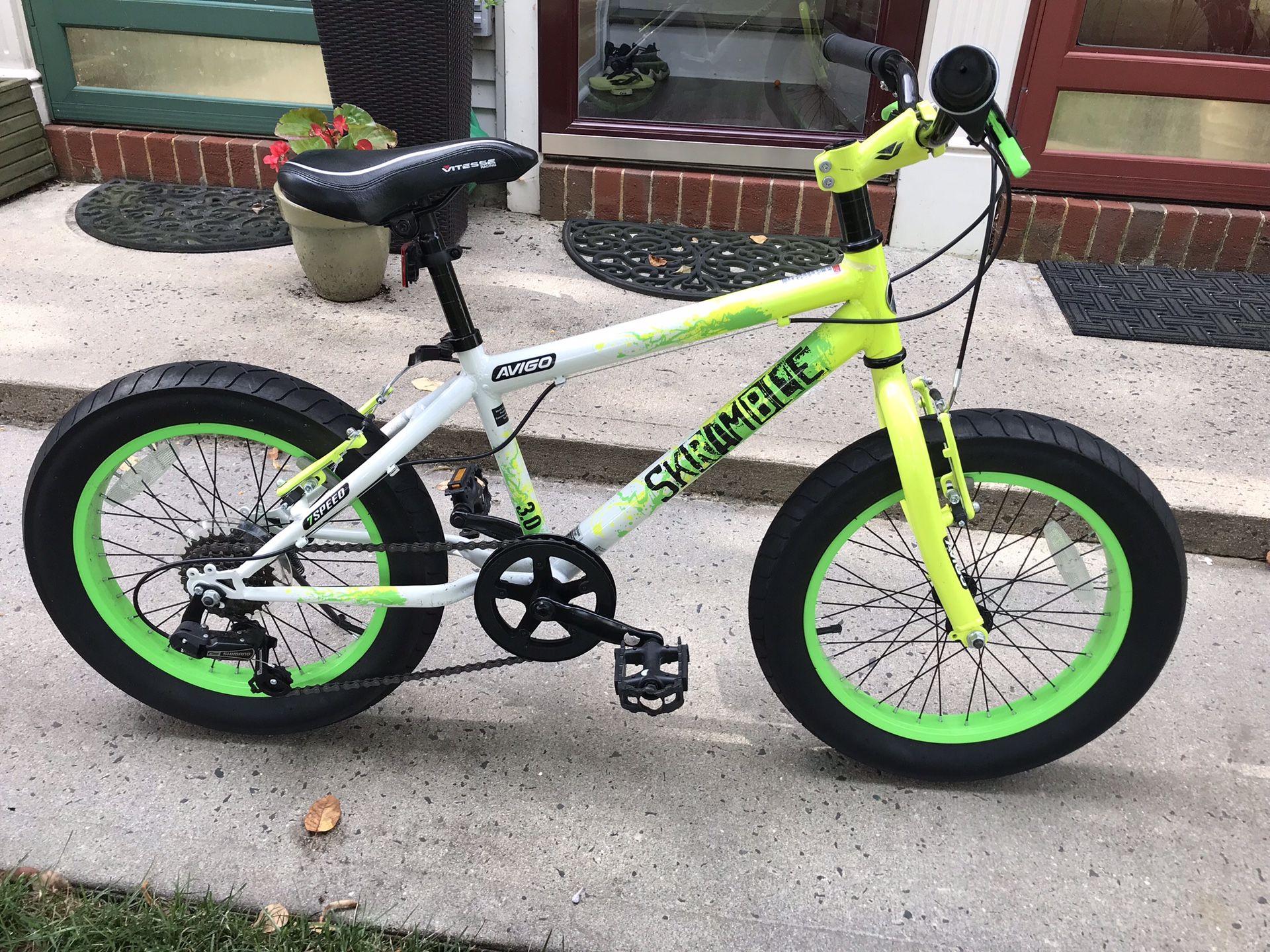 Avigo Skramble 18 inch boys mountains bike for Sale in Keansburg, NJ ...