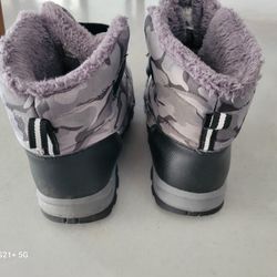 snow boots for boys and girls