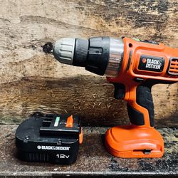Black And Decker Drill And Battery Set