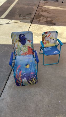 Foldable kids beach chair