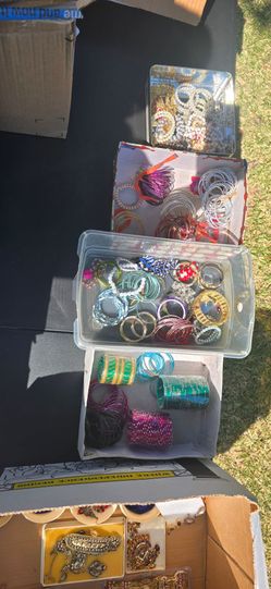 Jewelry/ Accessories