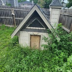 Dog House Free