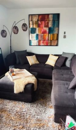 Sectional couch