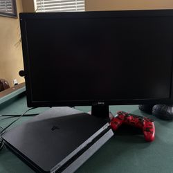 PS4 and Monitor