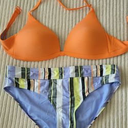 New PRANA bikini / bathing suit Size M