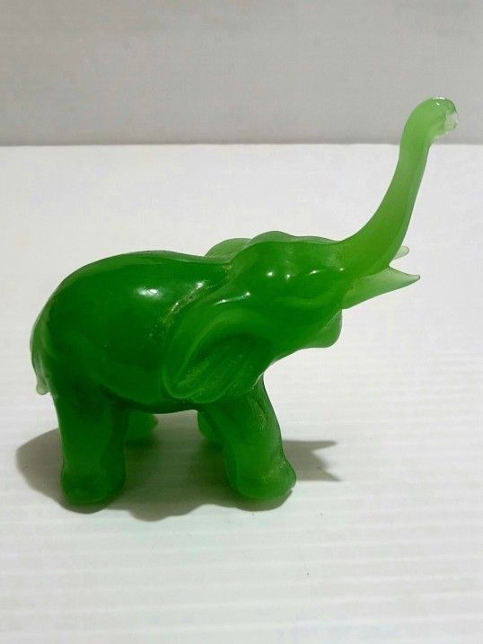 Jade Green Glass Elephant Figurine Hand Blown Trunk Up Good Luck 3” Tall.