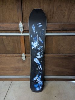 Burton Cartographer 154cm Camber Snowboard 2026