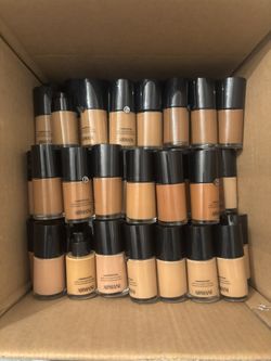 Armani Luminous Silk Foundation