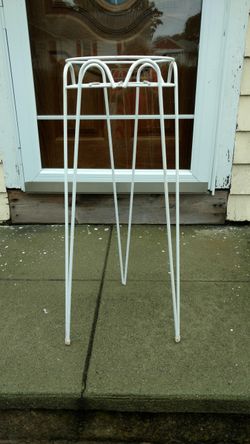 Vintage metal plant stand