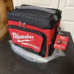 Milwaukee Pack out Cold Bag