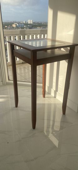 High Top Table With 2 Chairs