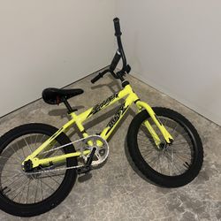 Huffy Rock It 18” Kids Bike