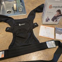 Black Ergobaby Embrace Carrier