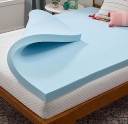 Linenspa Memory Foam Mattress Topper, Queen Size - 3 Inch Gel Infused Memory Foam - Plush Feel - Cooling And Pressure Relieving - CertiPUR Certified