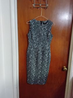 Ivanka Trump Floral Jacquard Sheath Dress. Small