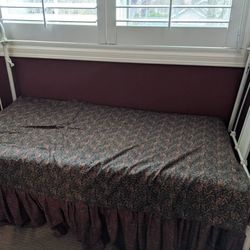 Darling Antique White Crib Daybed Converted Window Seat Cushion Linens