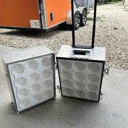 Portable Wine/ Beverage Cooler With Wheels And Handle