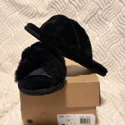 Ugg  Slippers 